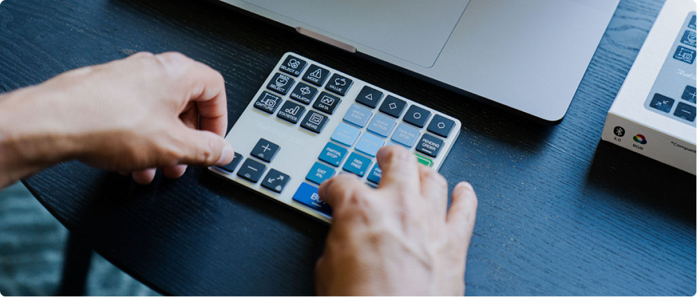 Riskeys Smart Trading Software: Empowering Traders with Precision and Efficiency